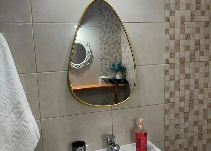 Alleyhouse 83 בית נופש קרמסטי