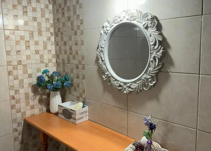 Alleyhouse 83 קרמסטי