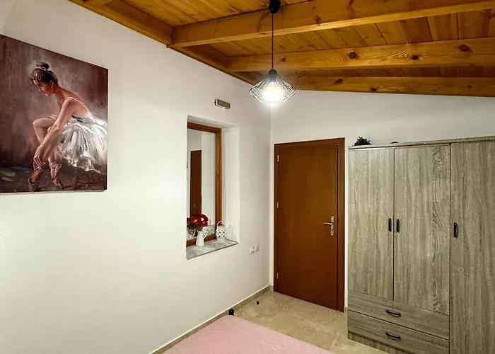 Alleyhouse 83 Semesterbostad