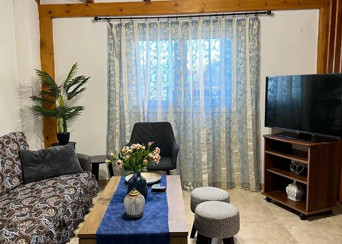 Semesterbostad Alleyhouse 83