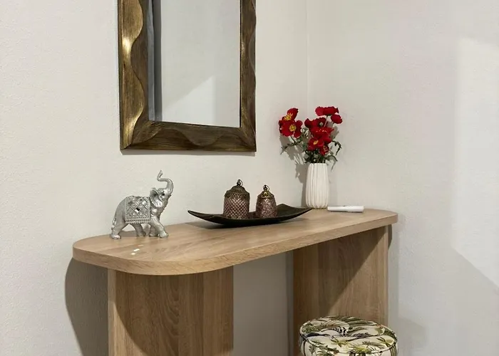 別荘 Alleyhouse 83 クレマスティ