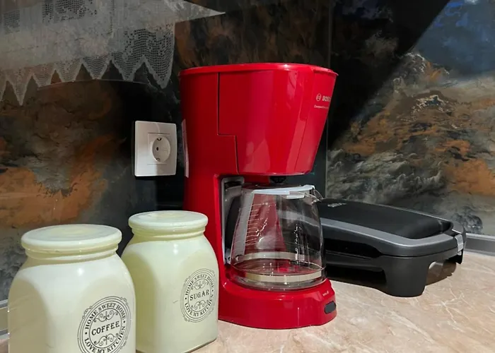 Alleyhouse 83 * クレマスティ